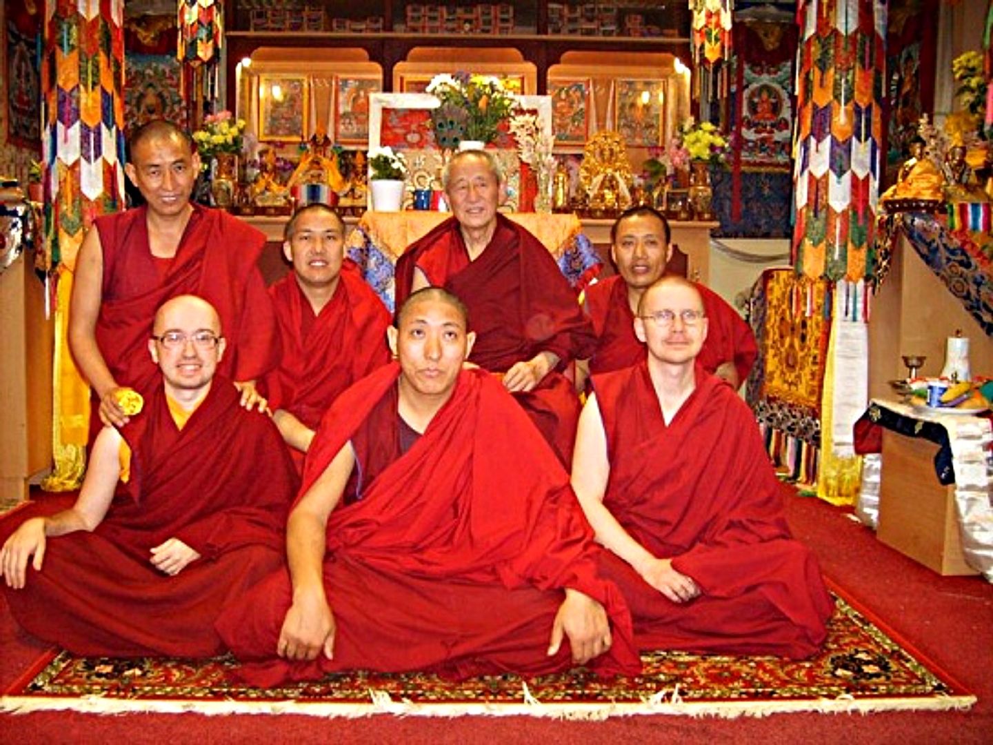 Buddhismus v Česku teorií i praxí