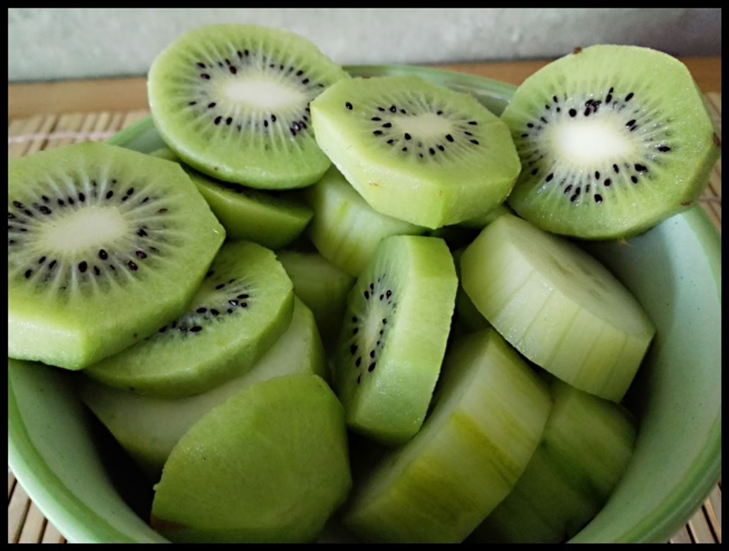 Vokurek a kiwi? Děláme si dobře čerstvou šťávou